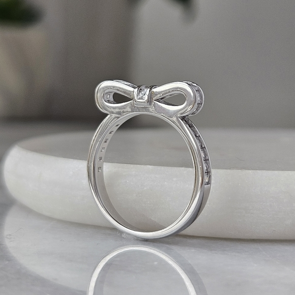 Sparkling Bow Ring, 925 Sterling Silver Charmed Aroma Bow Collection - Picture 2 of 6
